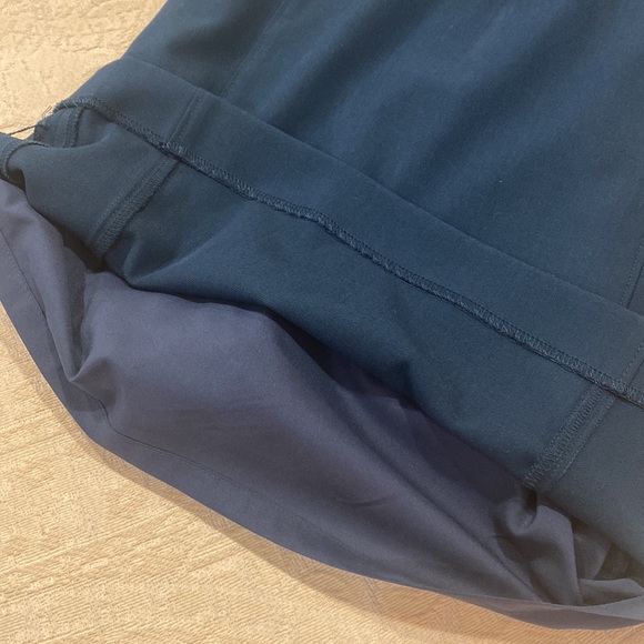 Ann Taylor Petite Blue Pencil Skirt. - Picture 6 of 6